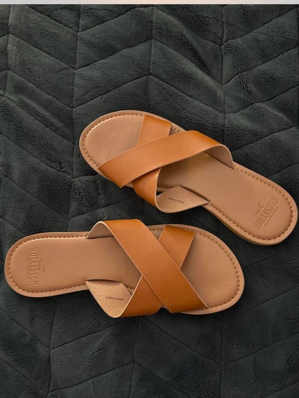 Hollister Women's Cognac Cross-Strap Slide Sandals